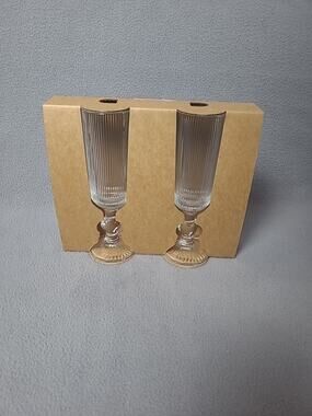 Target Bullseye Playground Valentine Clear Heart Champagne Glass Set